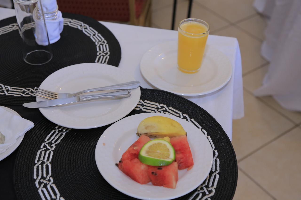 Executive Airport Hotel Entebbe Exterior foto