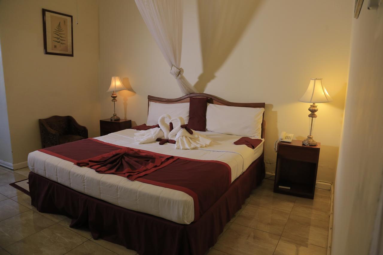 Executive Airport Hotel Entebbe Exterior foto
